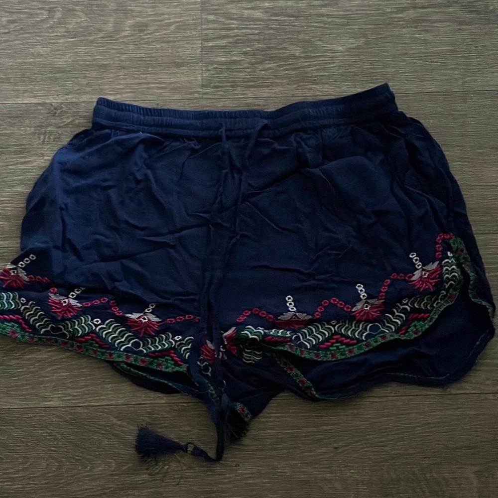 Angie Flowy Shorts